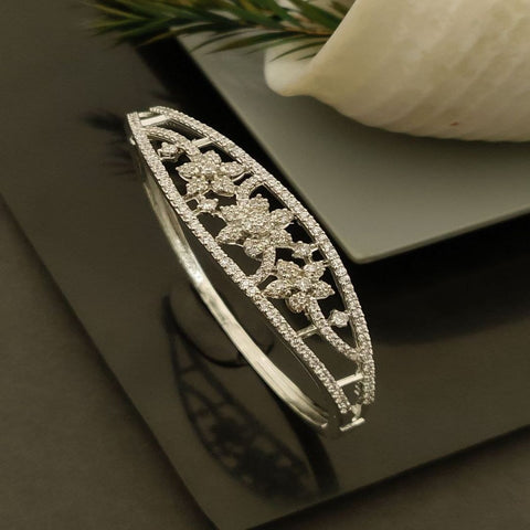 loywisfashion Classy Designer Kada Bracelet