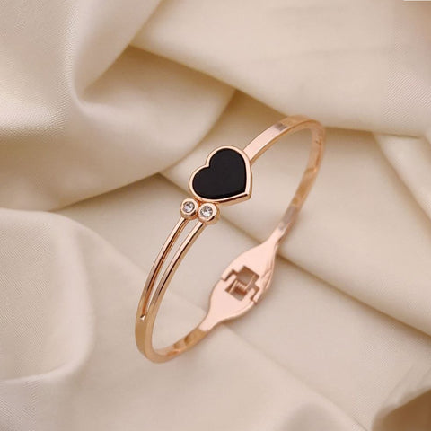 loywisfashion Classy Heart Design Bracelet