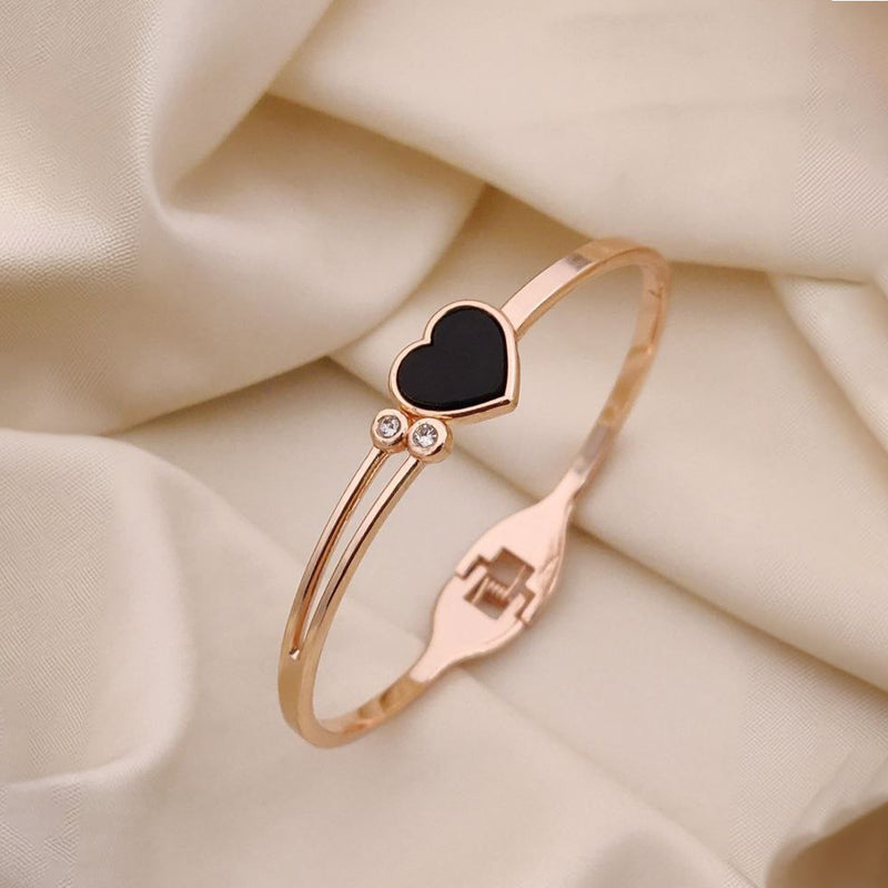 loywisfashion Classy Heart Design Bracelet
