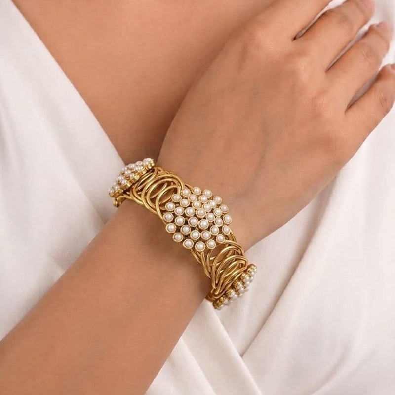 loywisfashion Stylish Pearl Kada Bracelet
