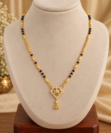 loywisfashion Latest Short Mangalsutra Design