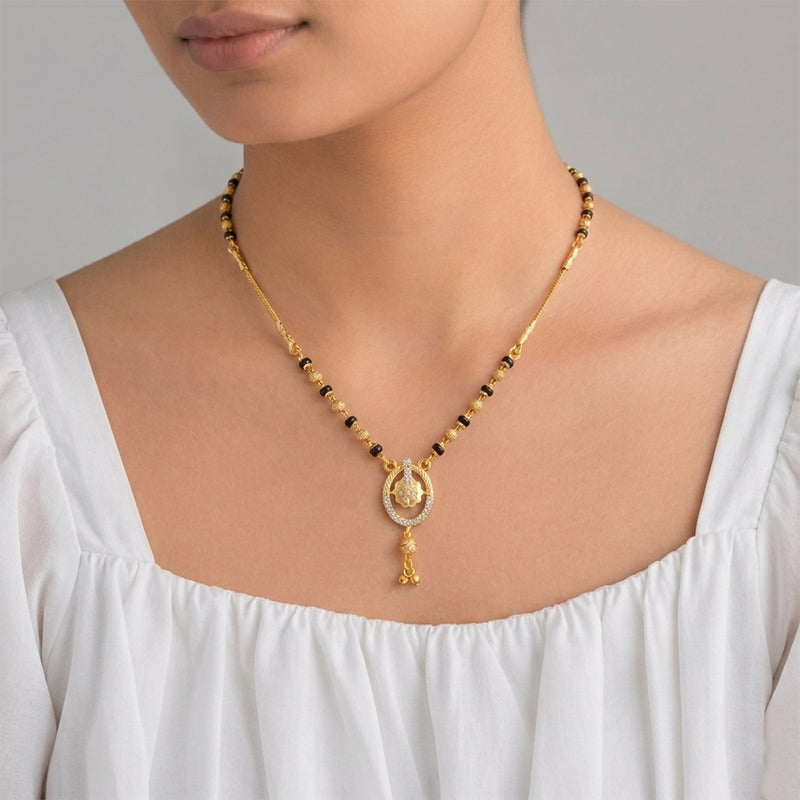 loywisfashion Designer Oval Pendant Mangalsutra