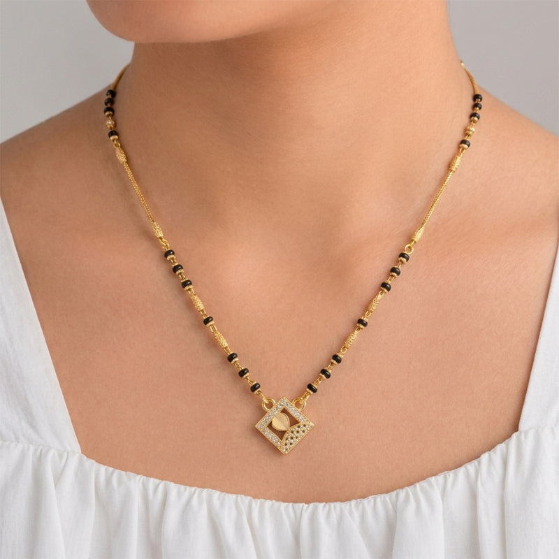 loywisfashion Modern Square Shape Short Mangalsutra