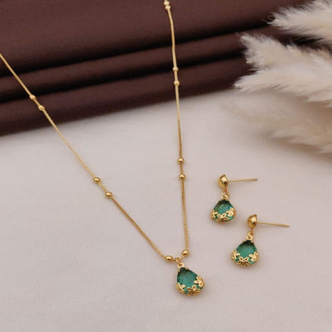 loywisfashion Premium Emerald Green Pendant